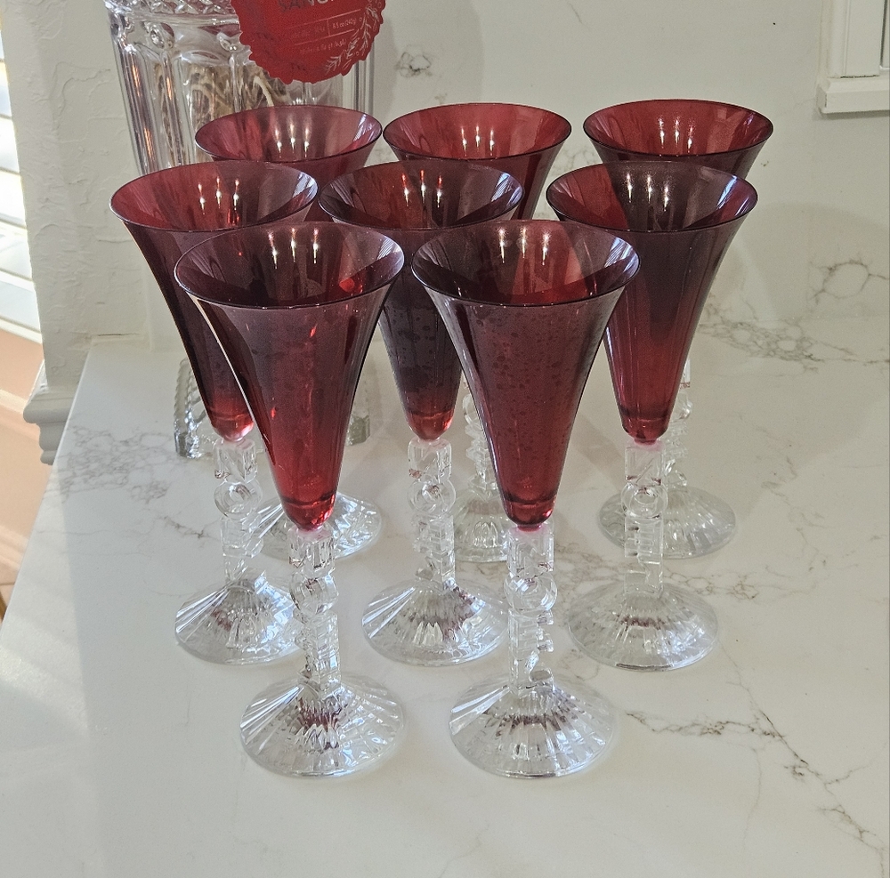 8 Noel champagne glasses